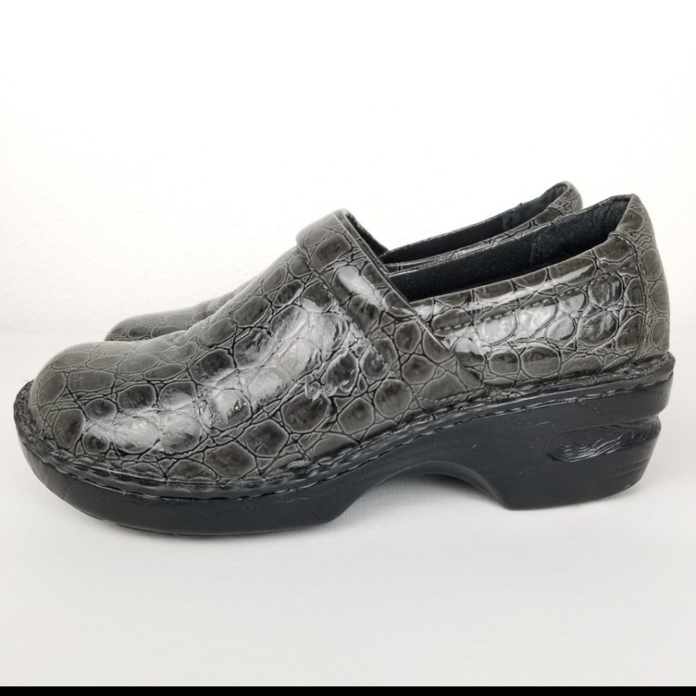 BOC Born Concept Mule Clogs Women's Sz 8 1/2